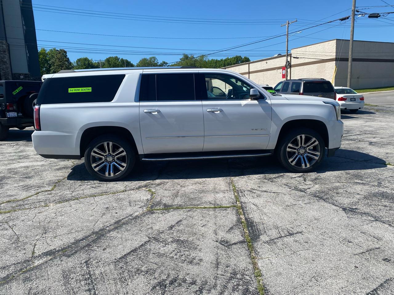 GMC Yukon XL Denali 4WD 2019