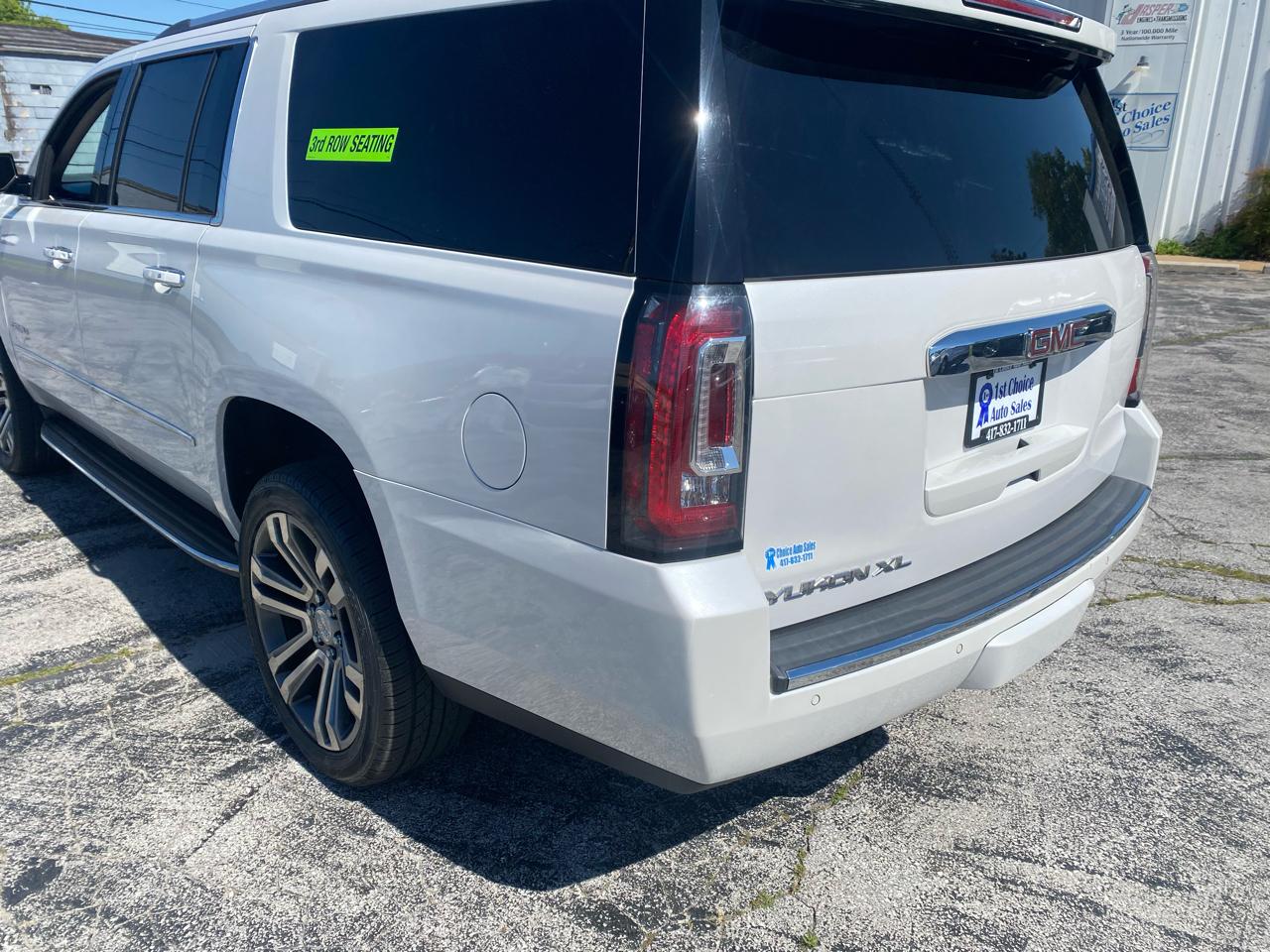 GMC Yukon XL Denali 4WD 2019