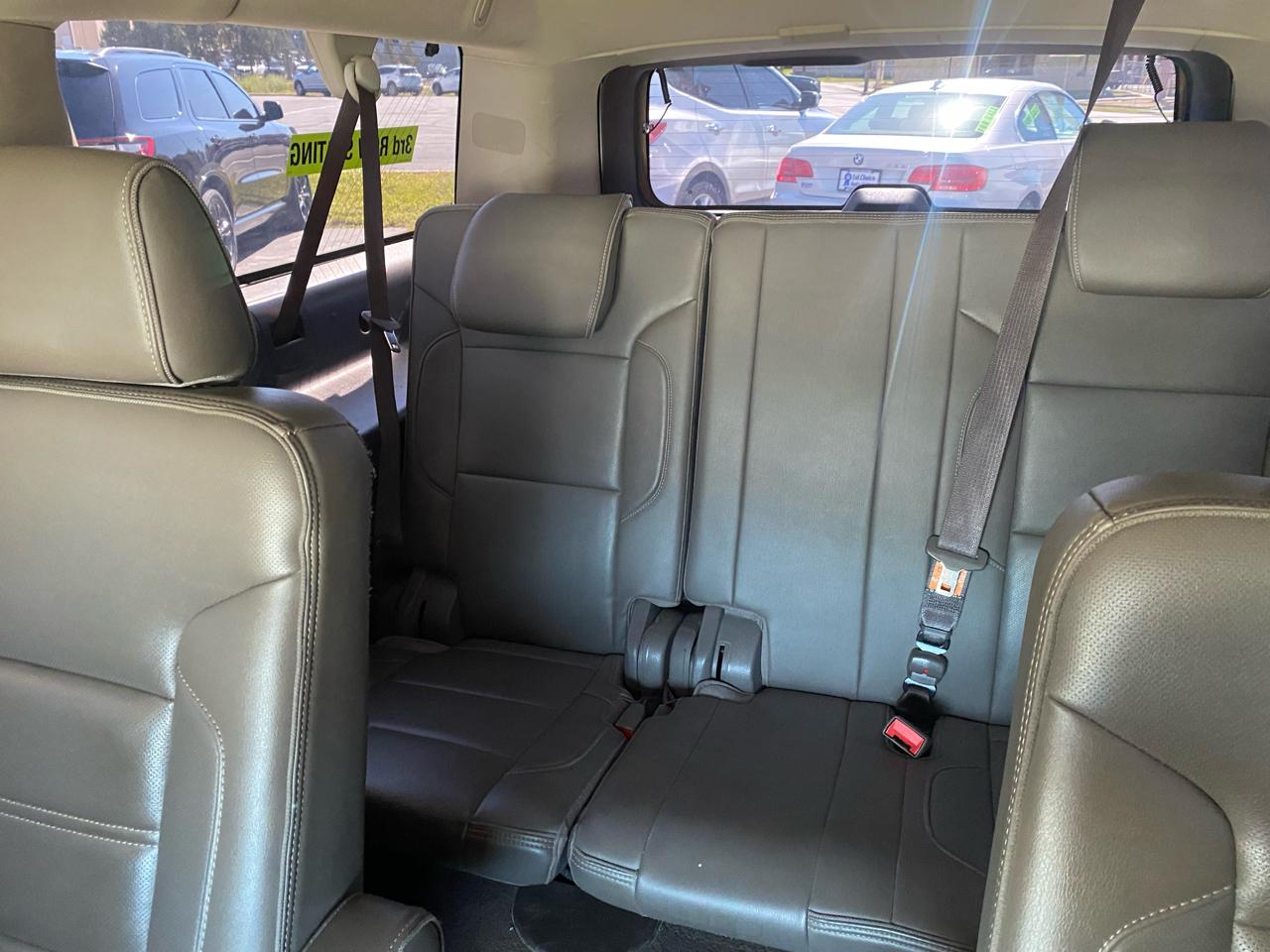 GMC Yukon XL Denali 4WD 2019