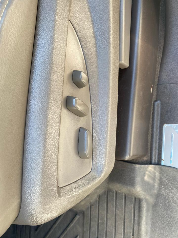 GMC Yukon XL Denali 4WD 2019