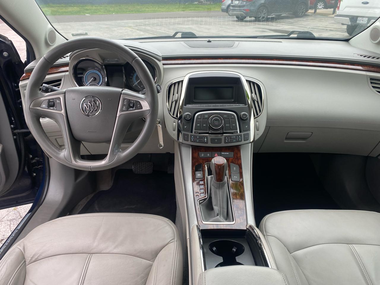 Buick LaCrosse CXL FWD 2011