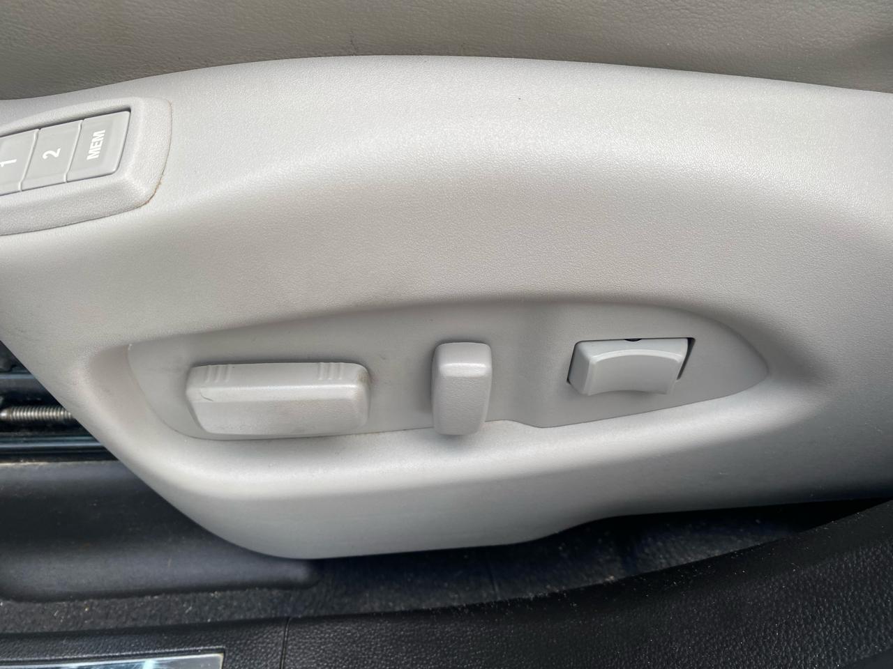 Cadillac SRX Performance Collection FWD 2016