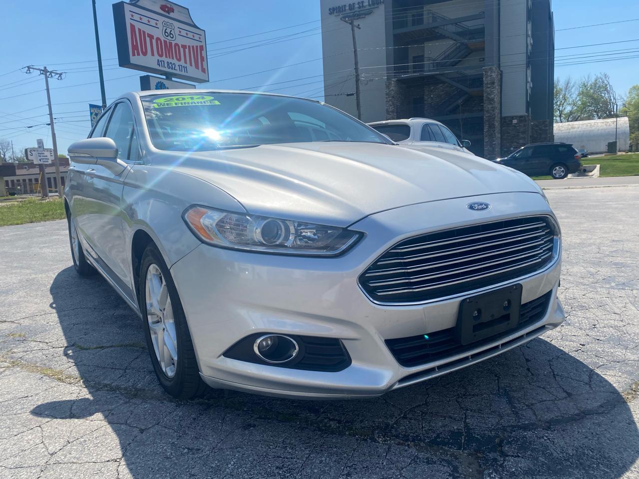 Ford Fusion SE 2014