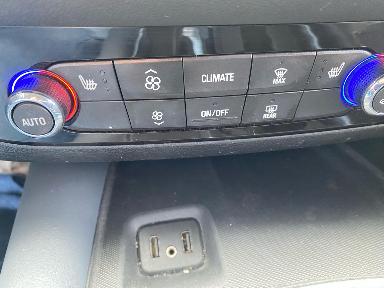 Buick Enclave Essence FWD 2019