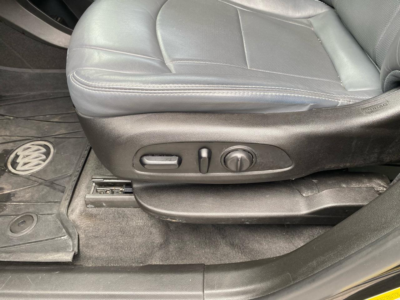 Buick Enclave Essence FWD 2019