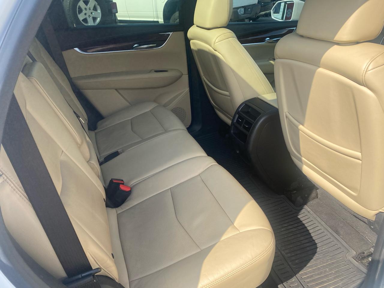 Cadillac XT5 FWD 4dr Luxury 2017