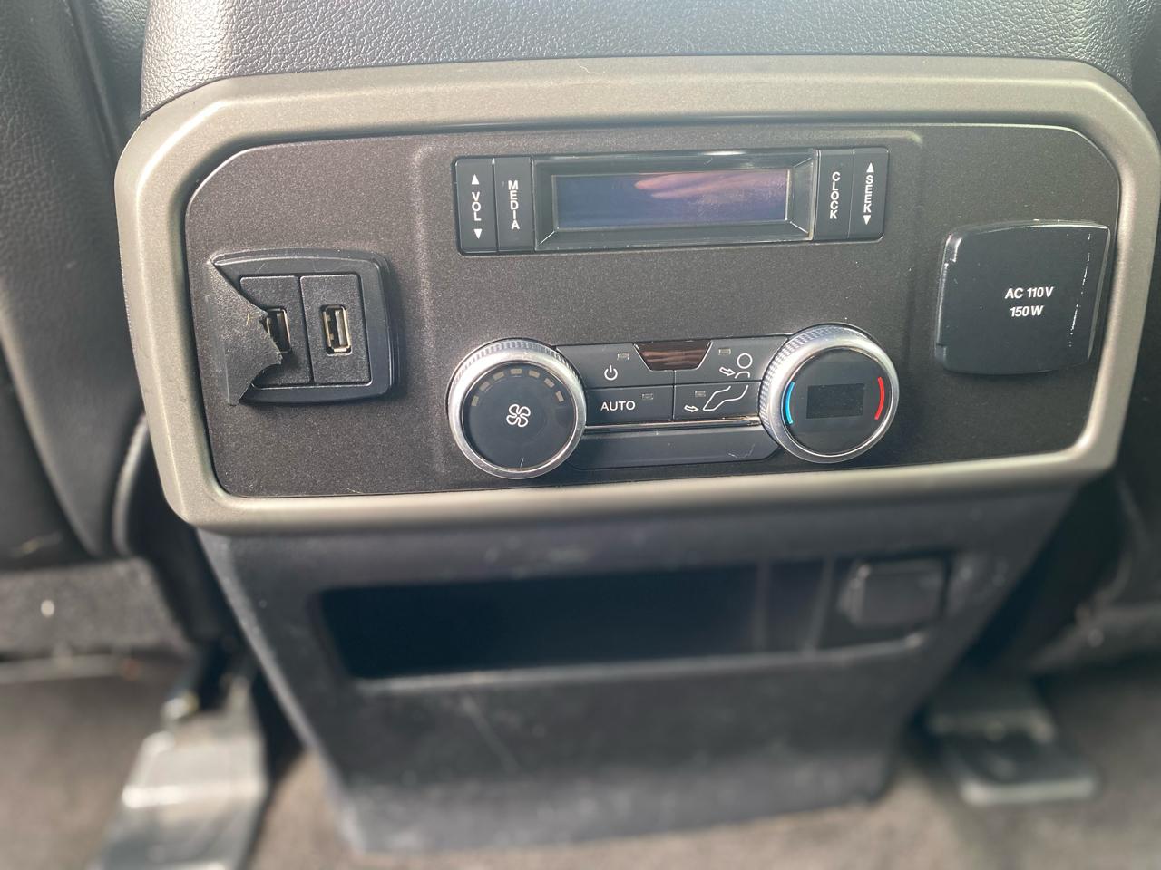Ford Expedition XLT FX4 Off-Road 4WD 2019
