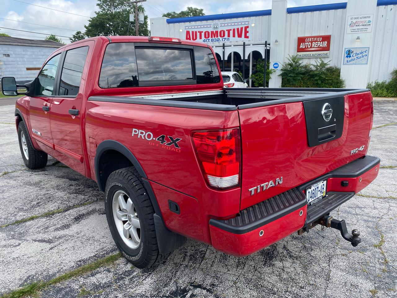 Nissan Titan PRO-4X Crew Cab 4WD SWB 2012