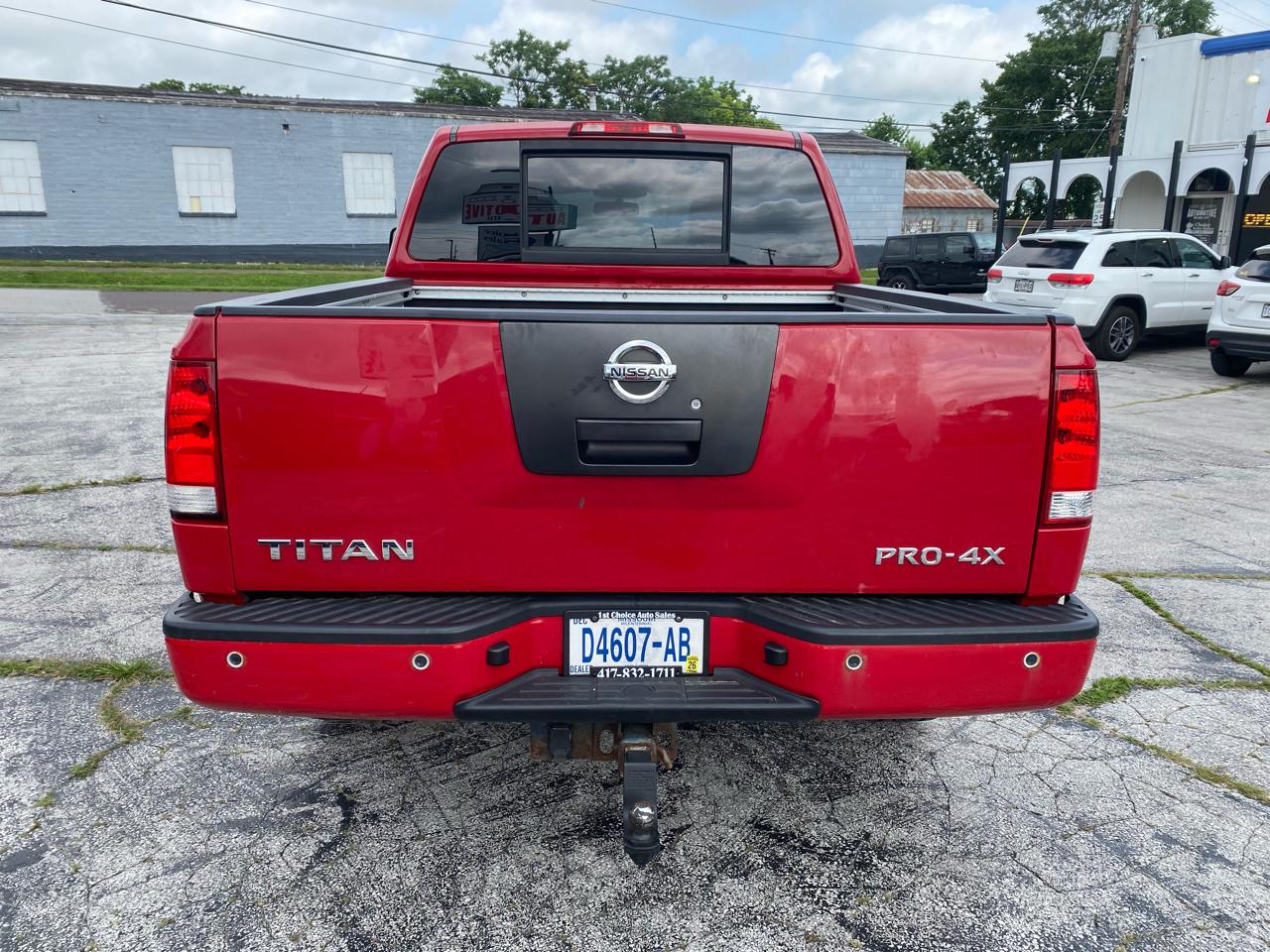 Nissan Titan PRO-4X Crew Cab 4WD SWB 2012