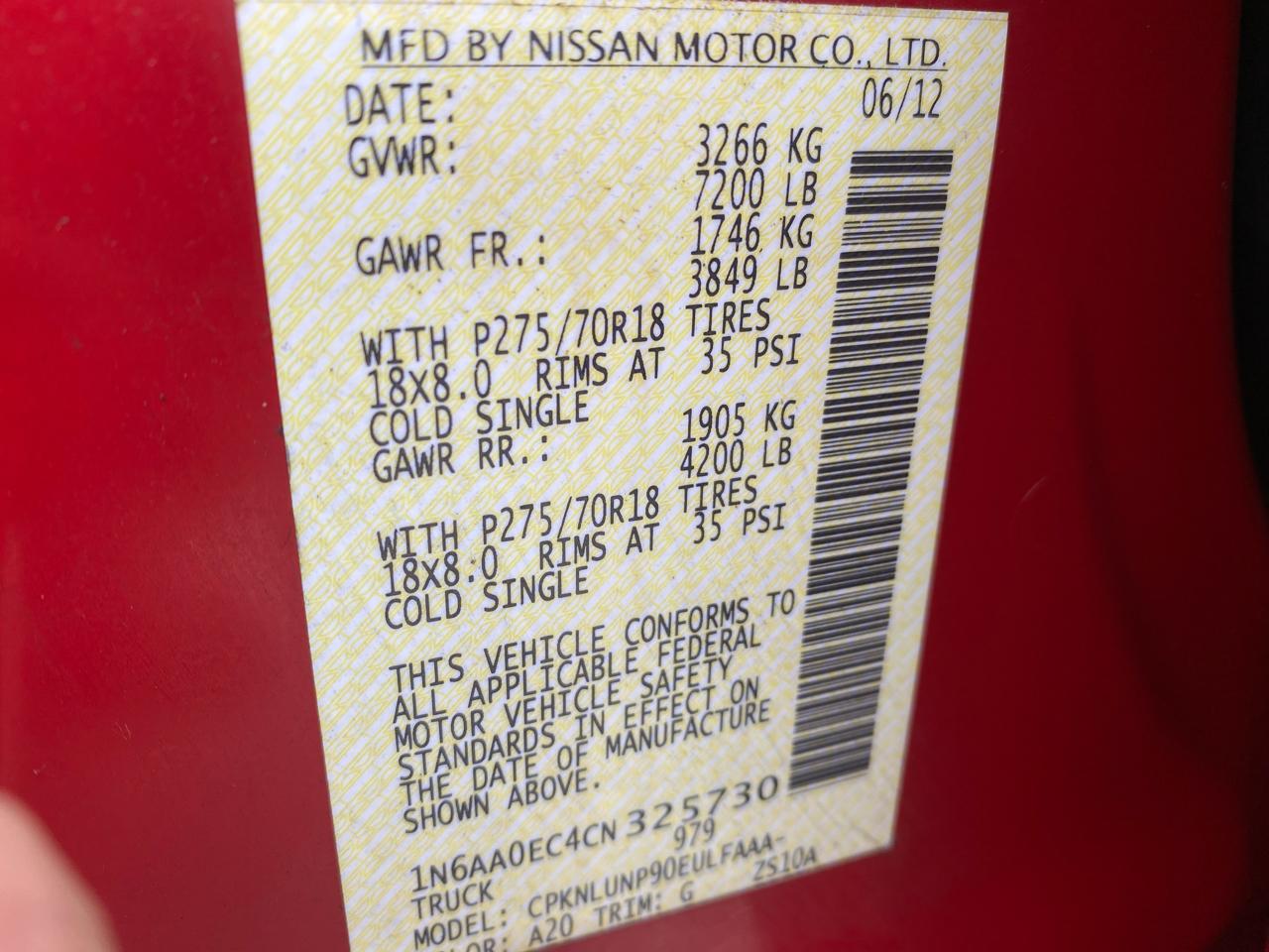 Nissan Titan PRO-4X Crew Cab 4WD SWB 2012