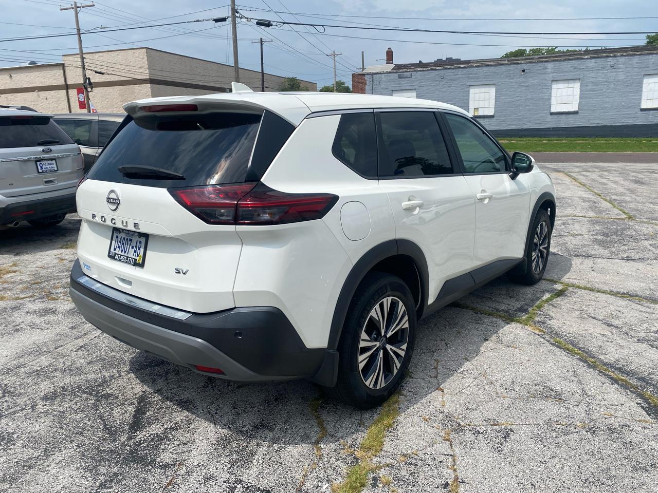 Nissan ROGUE S/SV  2023
