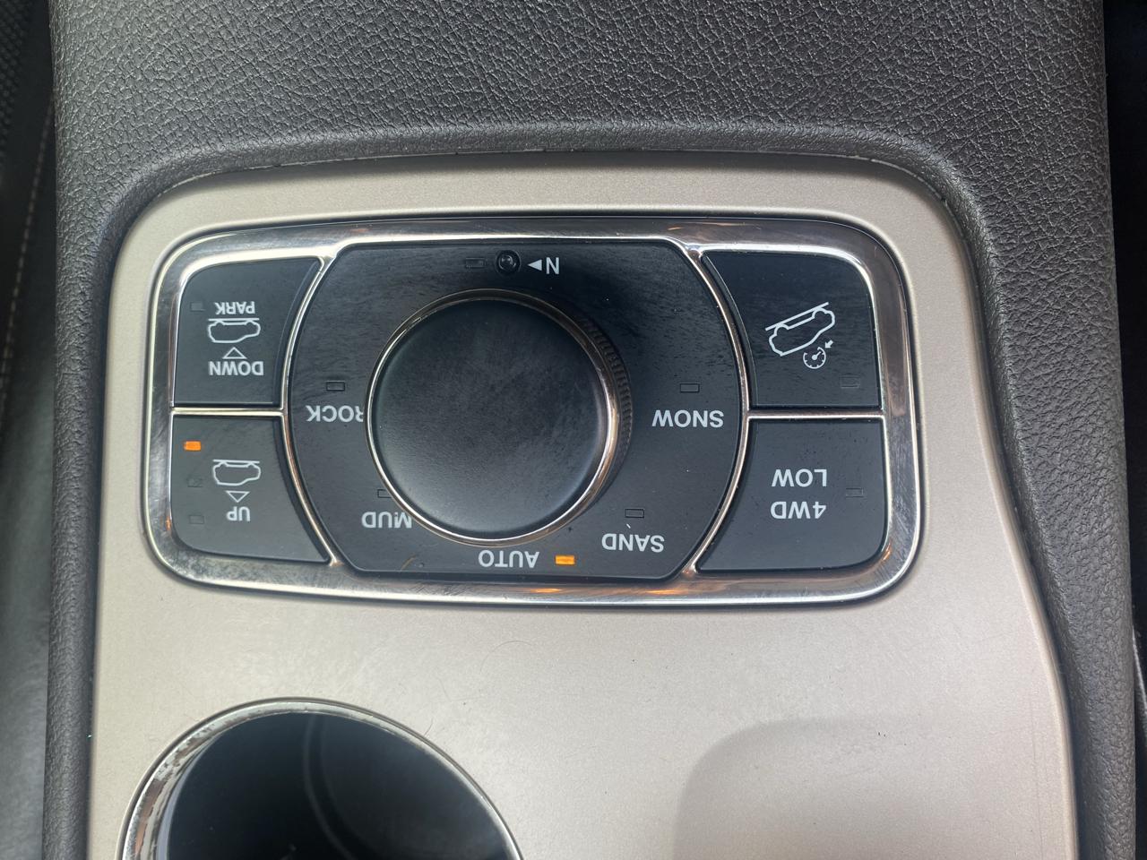Jeep Grand Cherokee Summit 4WD 2014