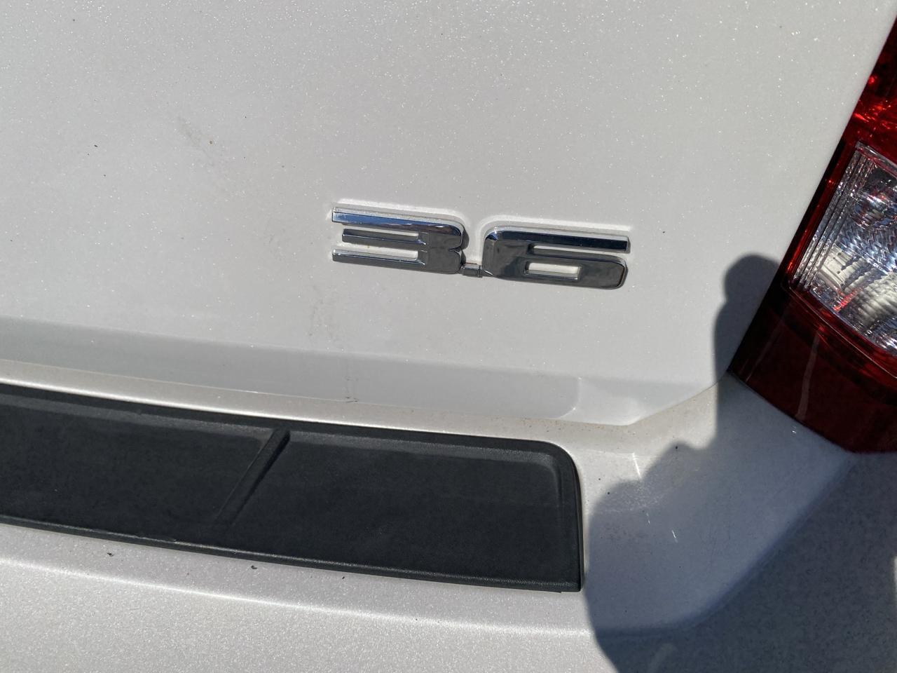 Cadillac SRX Luxury 2012