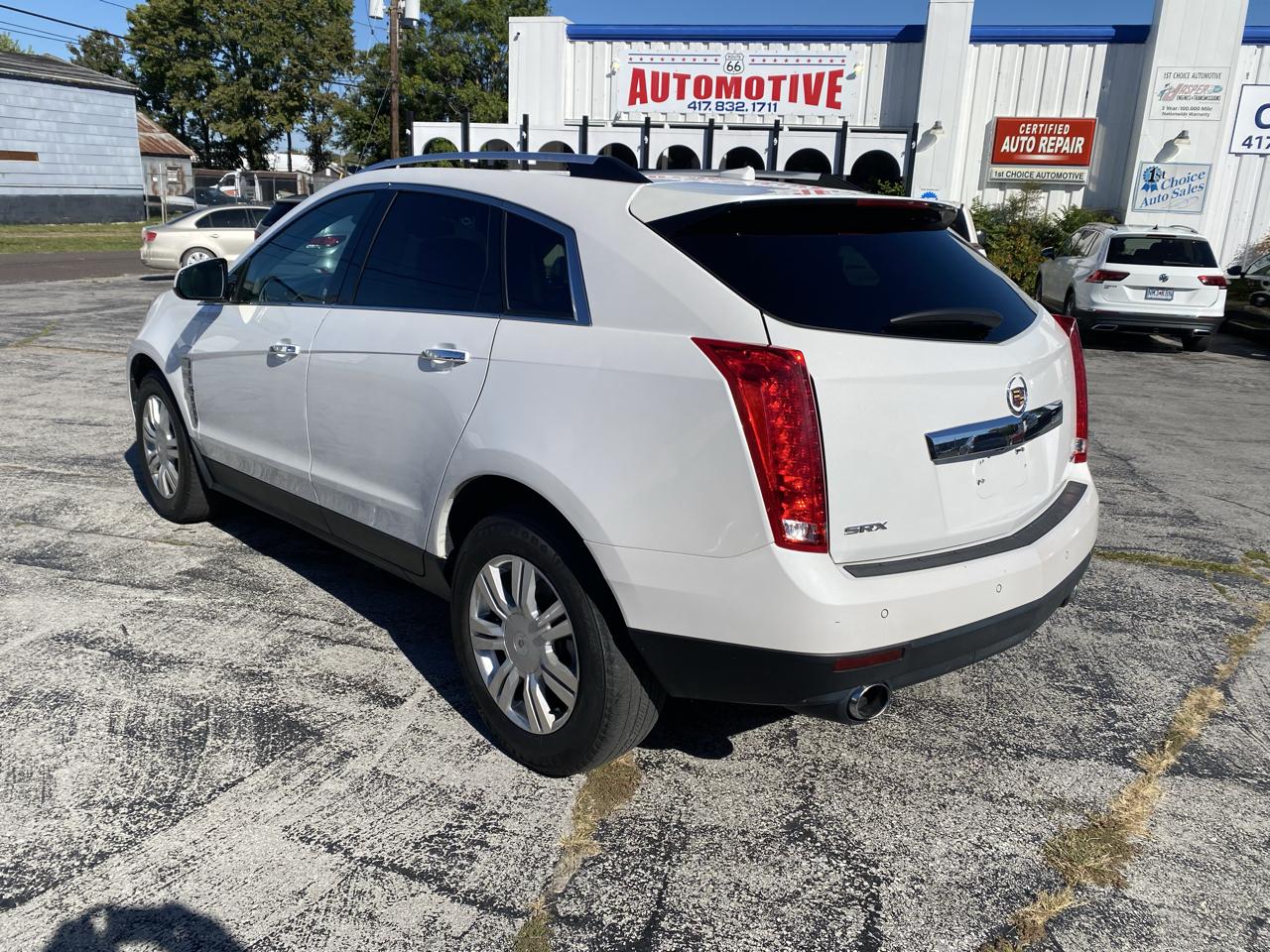 Cadillac SRX Luxury 2012
