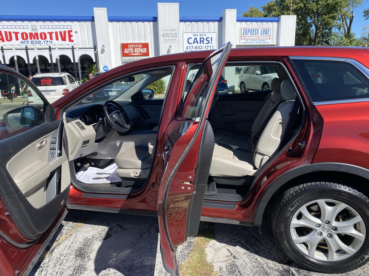 Mazda CX-9 Touring 2011