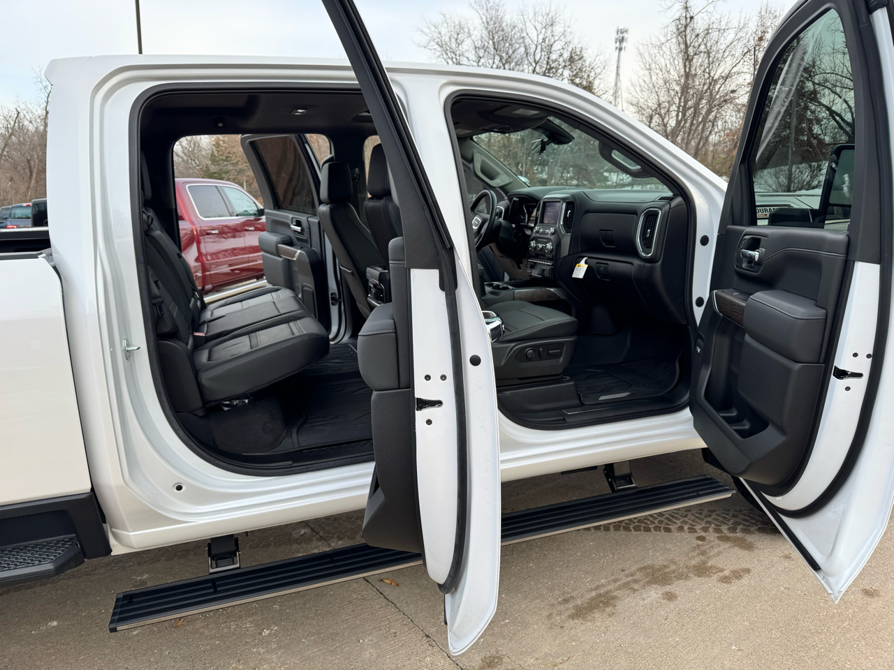 GMC Sierra 3500HD Denali Crew Cab Long Box 4WD 2023