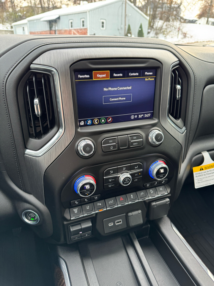 GMC Sierra 3500HD Denali Crew Cab Long Box 4WD 2023