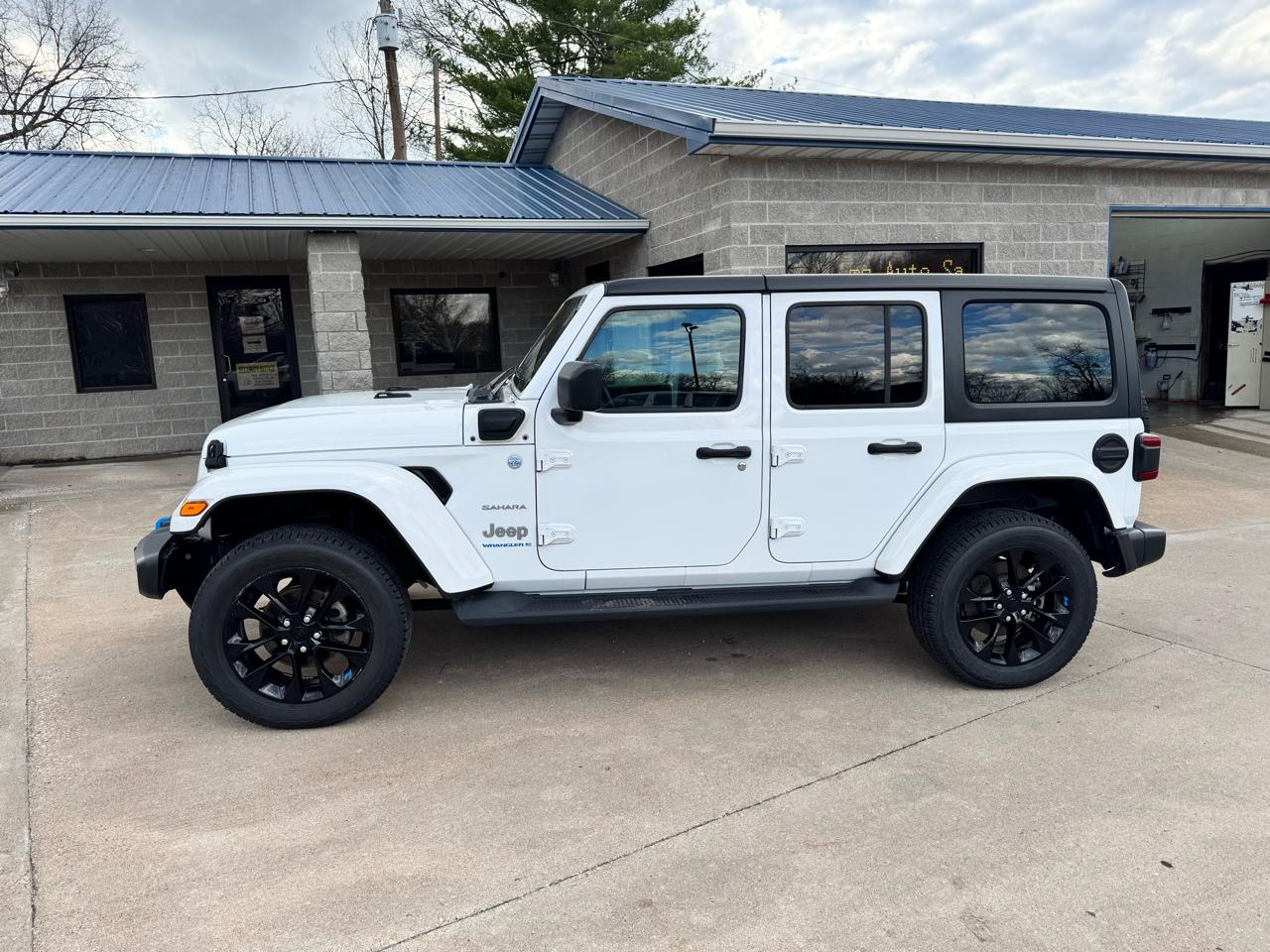 Jeep Wrangler 4xe Unlimited Sahara 2023