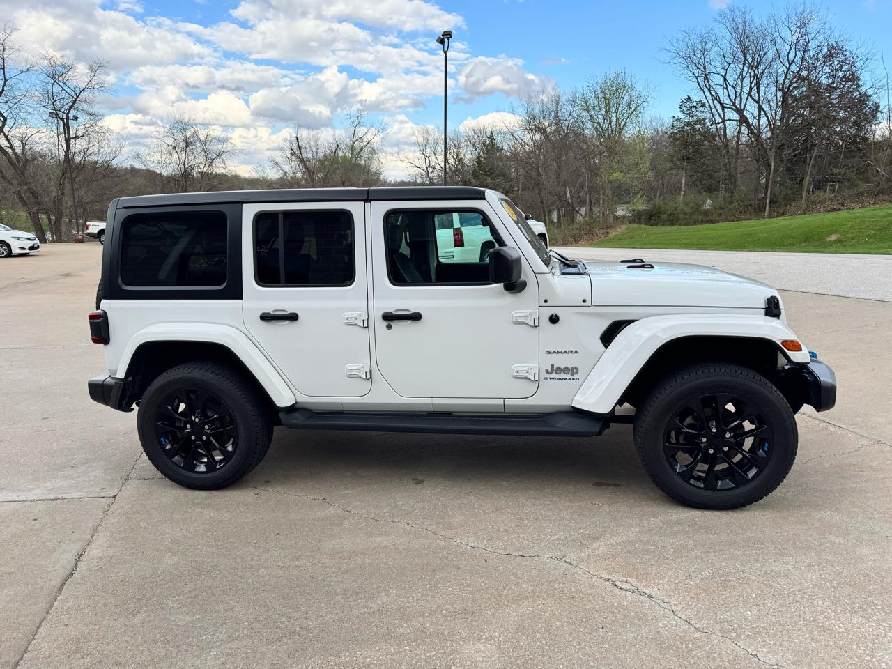 Jeep Wrangler 4xe Unlimited Sahara 2023