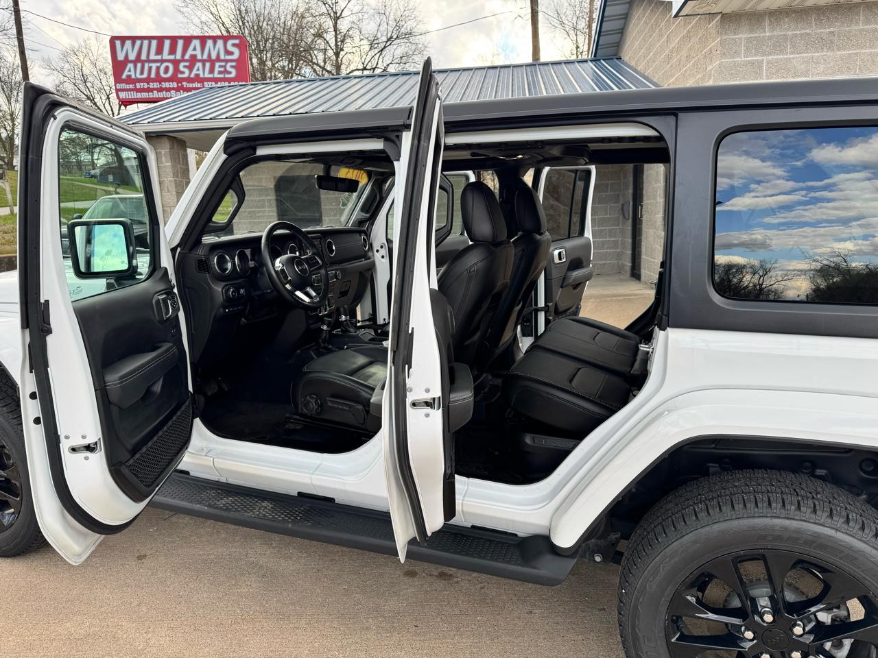Jeep Wrangler 4xe Unlimited Sahara 2023
