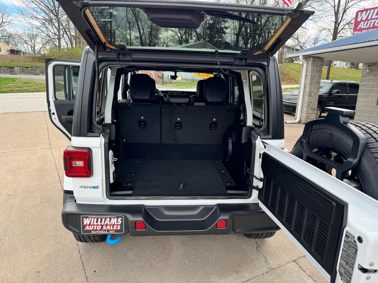 Jeep Wrangler 4xe Unlimited Sahara 2023