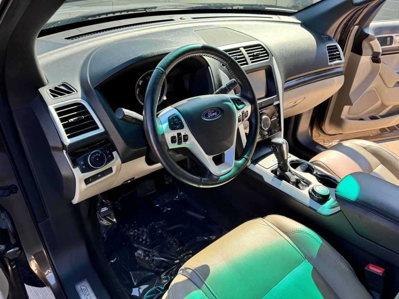 Ford Explorer Limited 4WD 2015