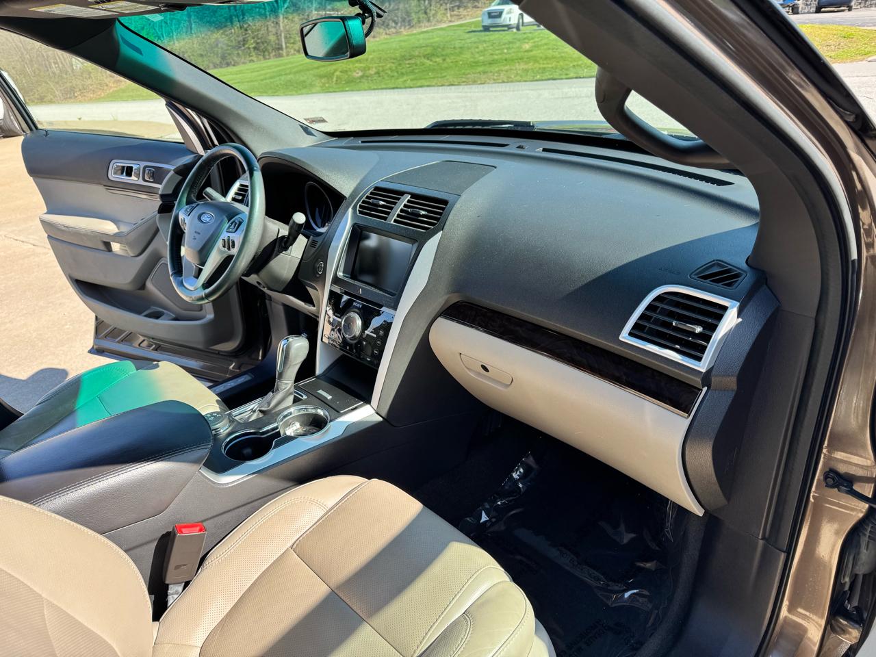 Ford Explorer Limited 4WD 2015