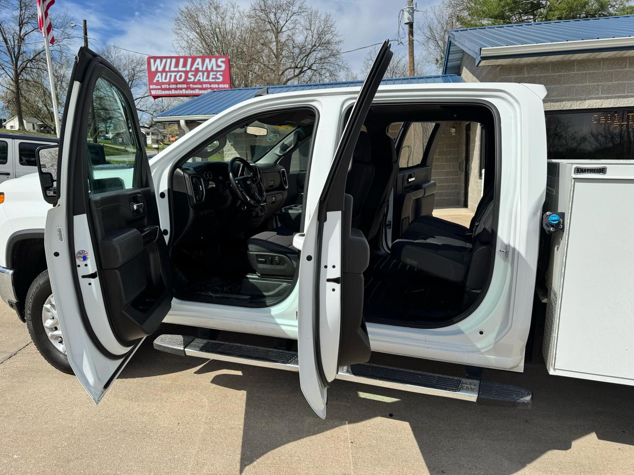 Chevrolet Silverado 3500HD LT Crew Cab 4WD 2022