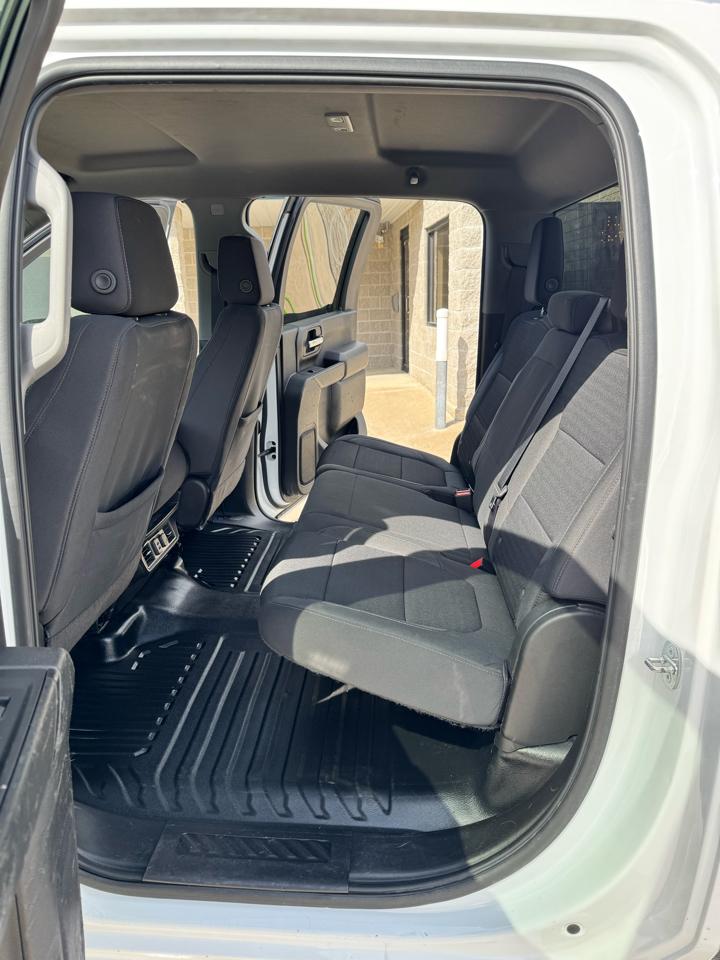 Chevrolet Silverado 3500HD LT Crew Cab 4WD 2022