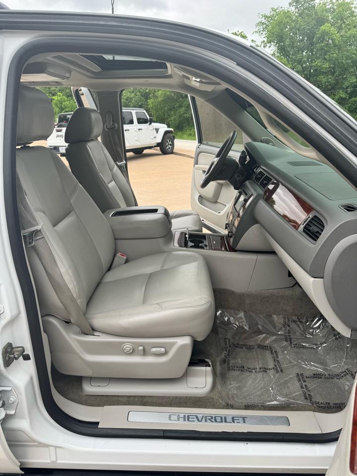 Chevrolet Tahoe LTZ 4WD 2013