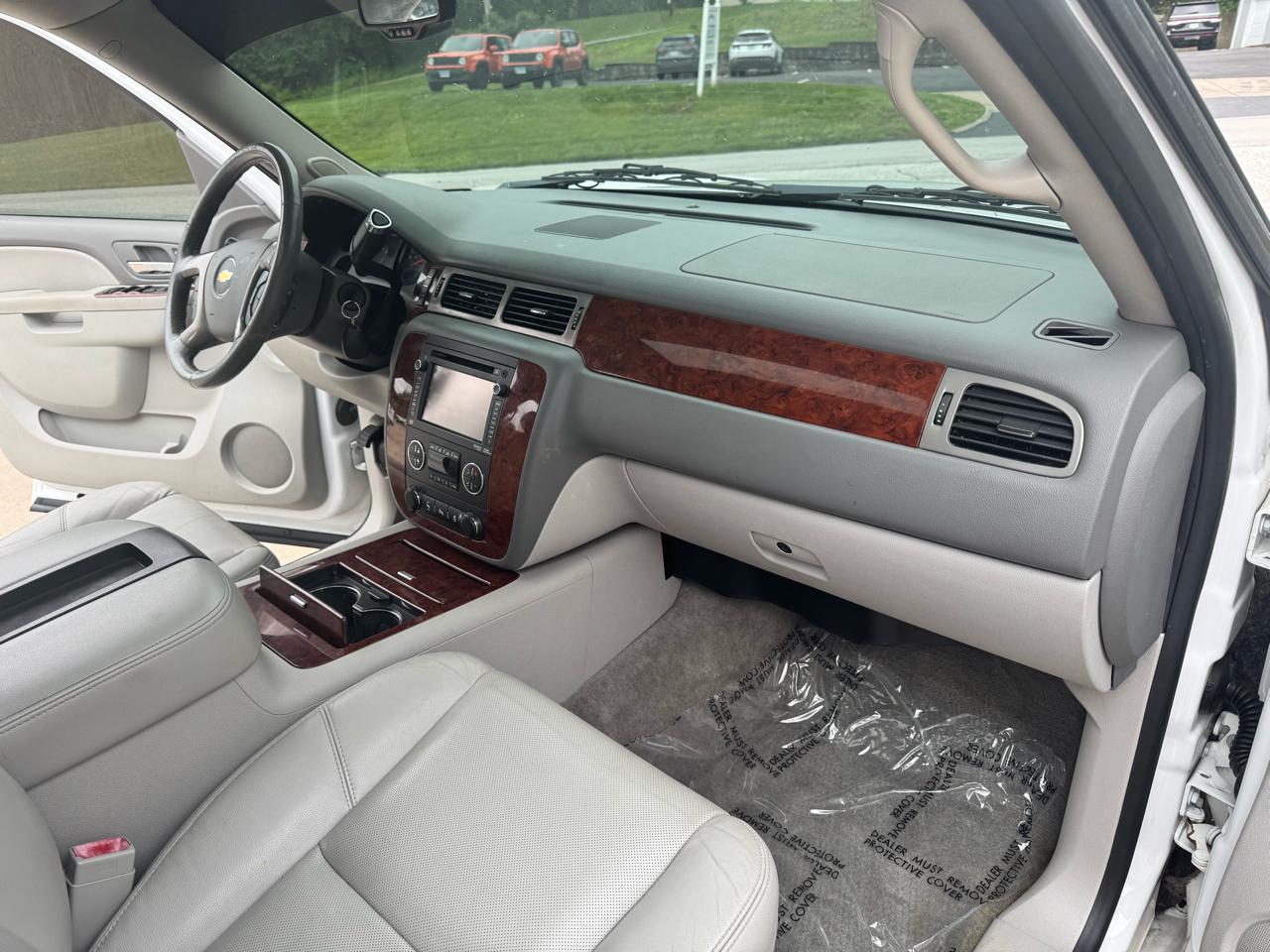 Chevrolet Tahoe LTZ 4WD 2013