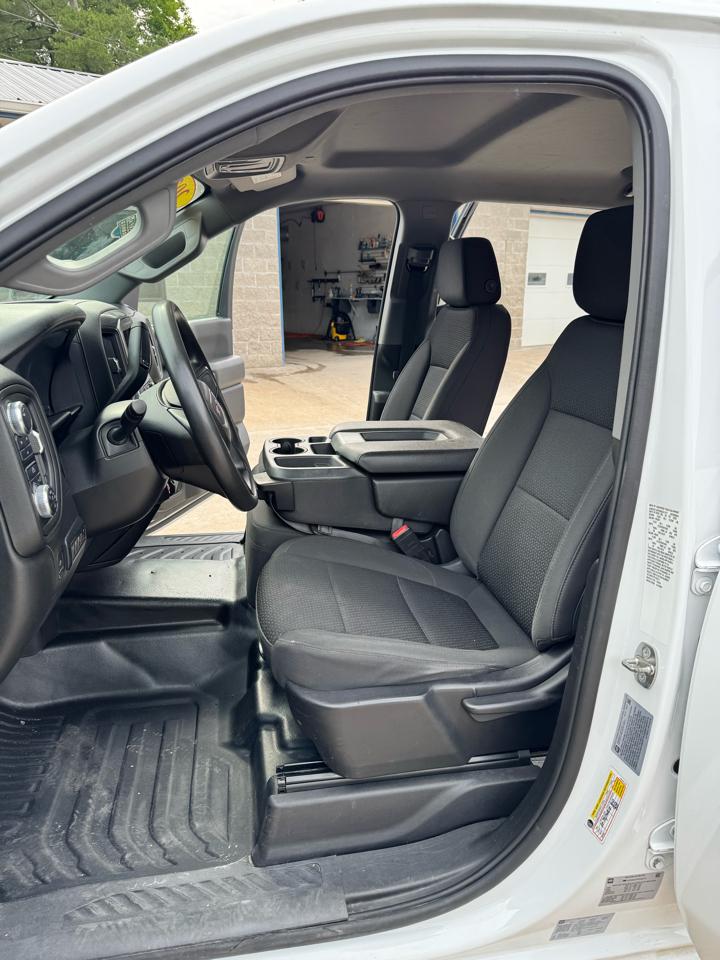GMC Sierra 3500HD Pro Crew Cab 4WD SB 2023