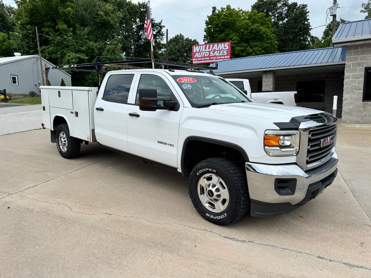 GMC Sierra 2500HD Base Crew Cab 4WD 2015