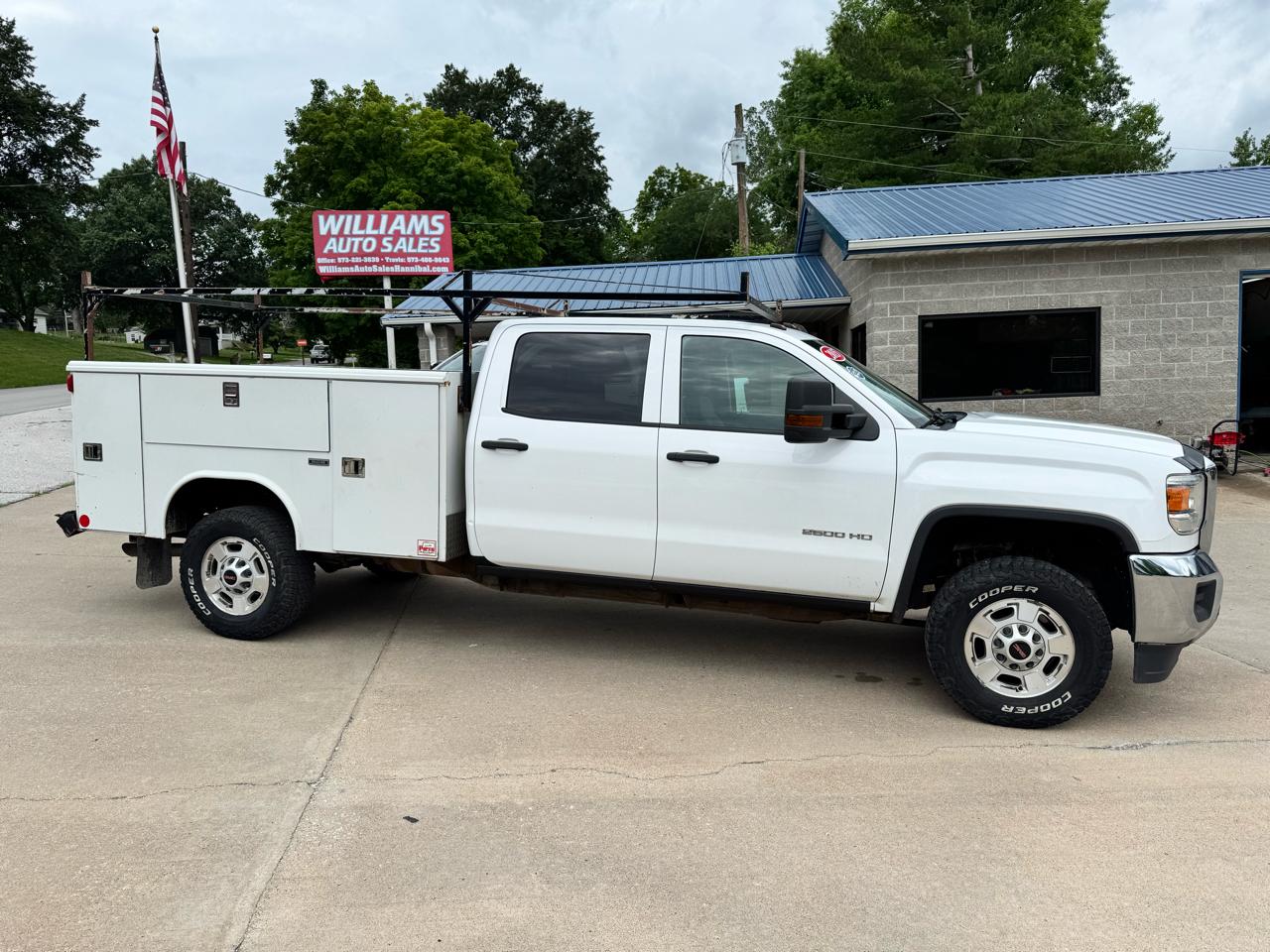 GMC Sierra 2500HD Base Crew Cab 4WD 2015