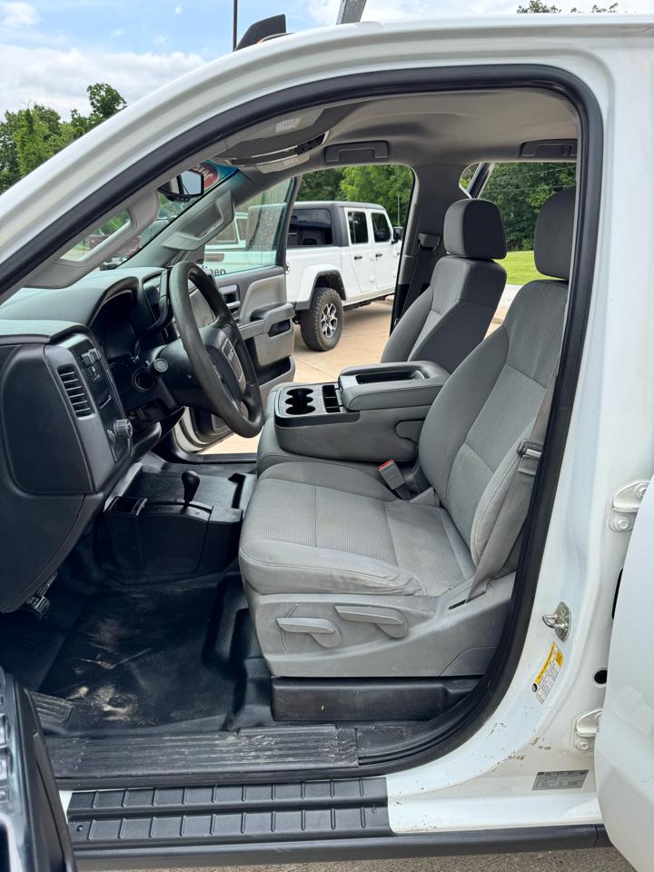 GMC Sierra 2500HD Base Crew Cab 4WD 2015