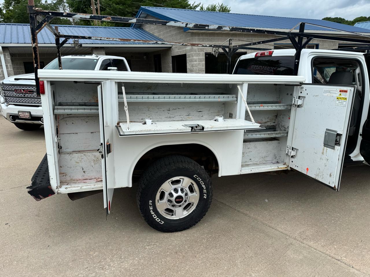 GMC Sierra 2500HD Base Crew Cab 4WD 2015