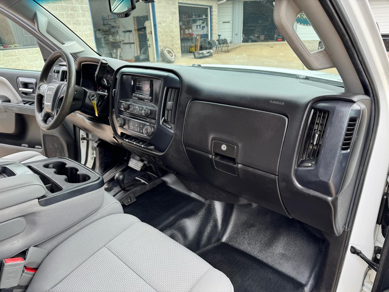 GMC Sierra 2500HD Base Crew Cab 4WD 2015