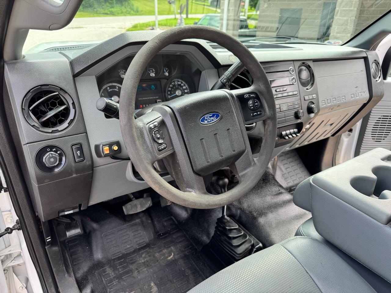 Ford F-550 Regular Cab DRW 4WD 2016