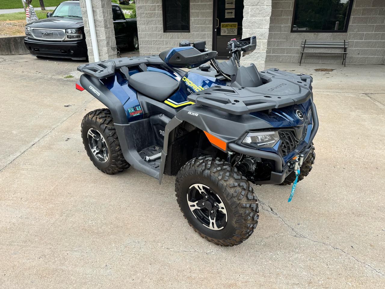 CFMOTO CForce 600  2023