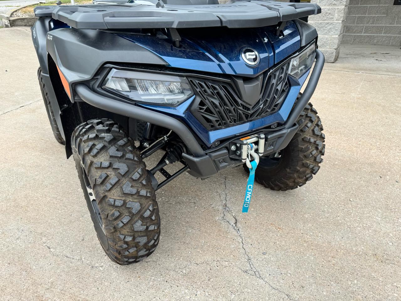 CFMOTO CForce 600  2023