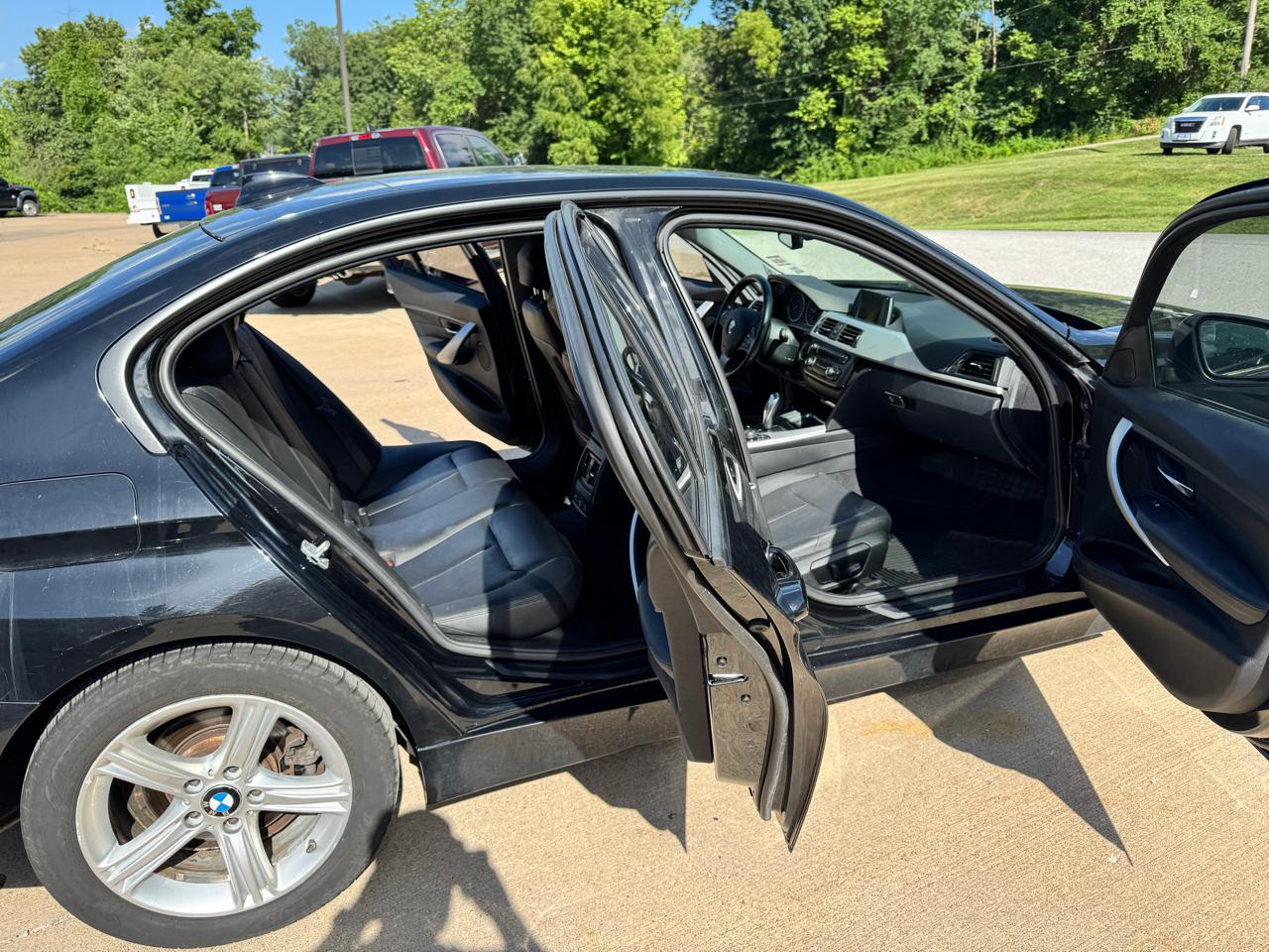 BMW 3-Series 328i xDrive Sedan - SULEV 2013