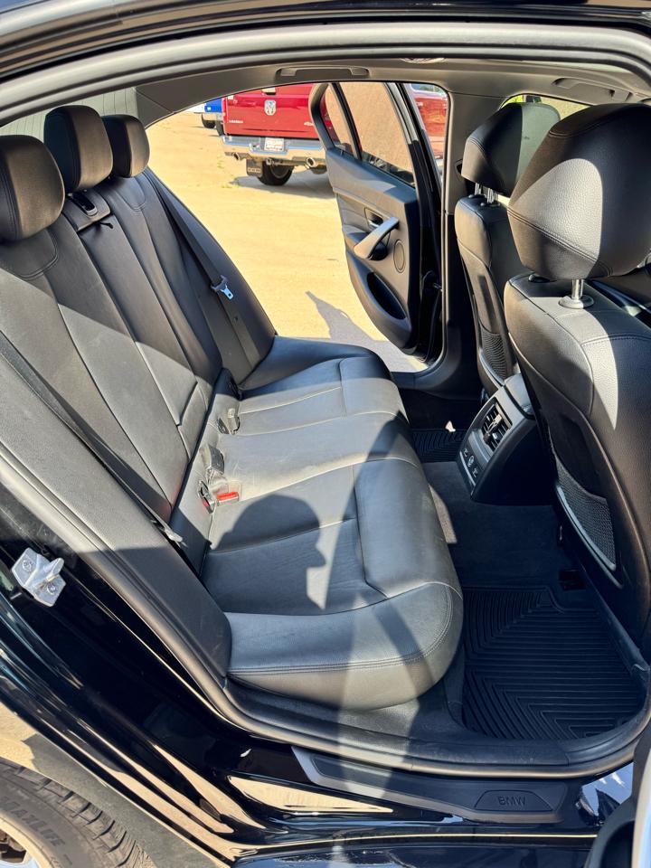 BMW 3-Series 328i xDrive Sedan - SULEV 2013