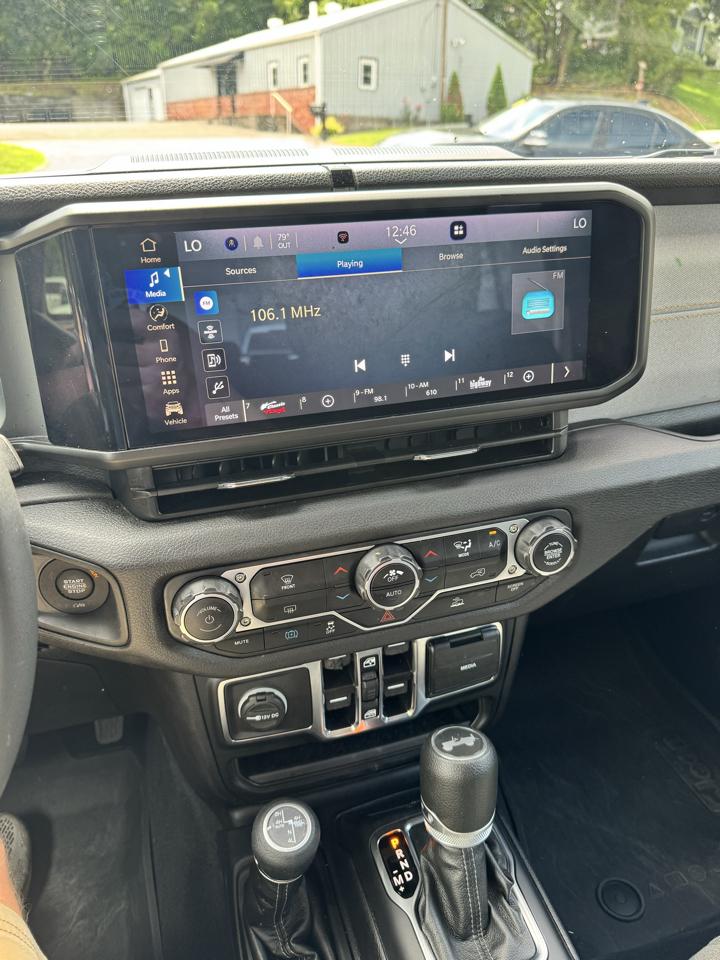 Jeep Wrangler 4xe Sport S 2024