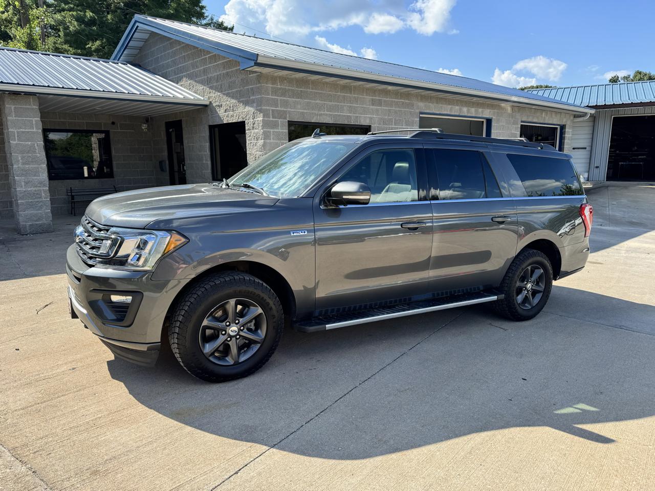 Ford Expedition MAX XLT 4WD 2020