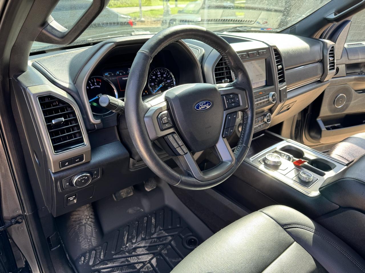 Ford Expedition MAX XLT 4WD 2020