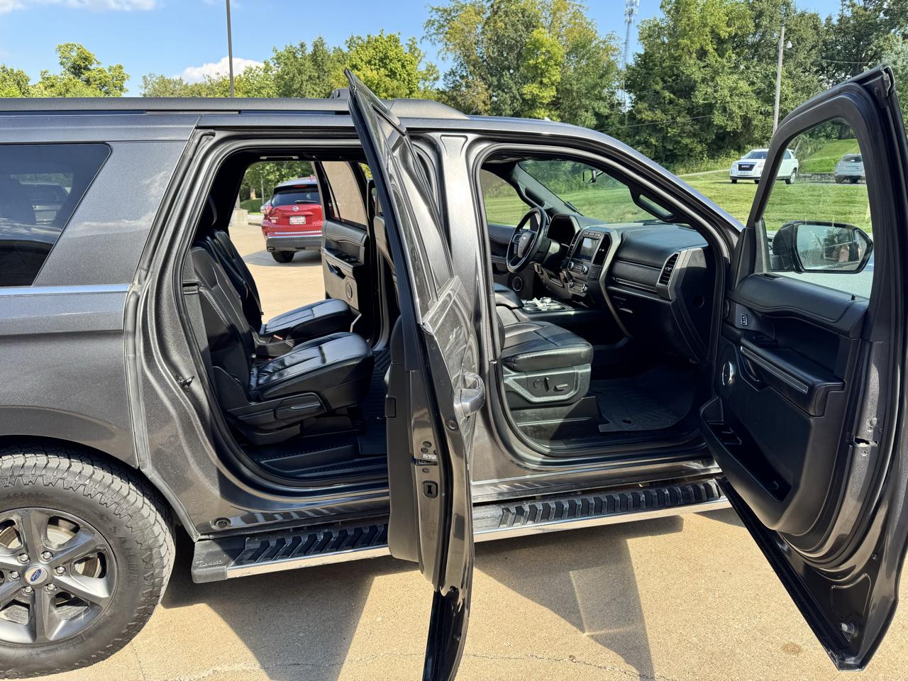 Ford Expedition MAX XLT 4WD 2020