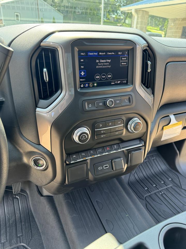 GMC Sierra 1500 4WD Reg Cab 140" Pro 2026