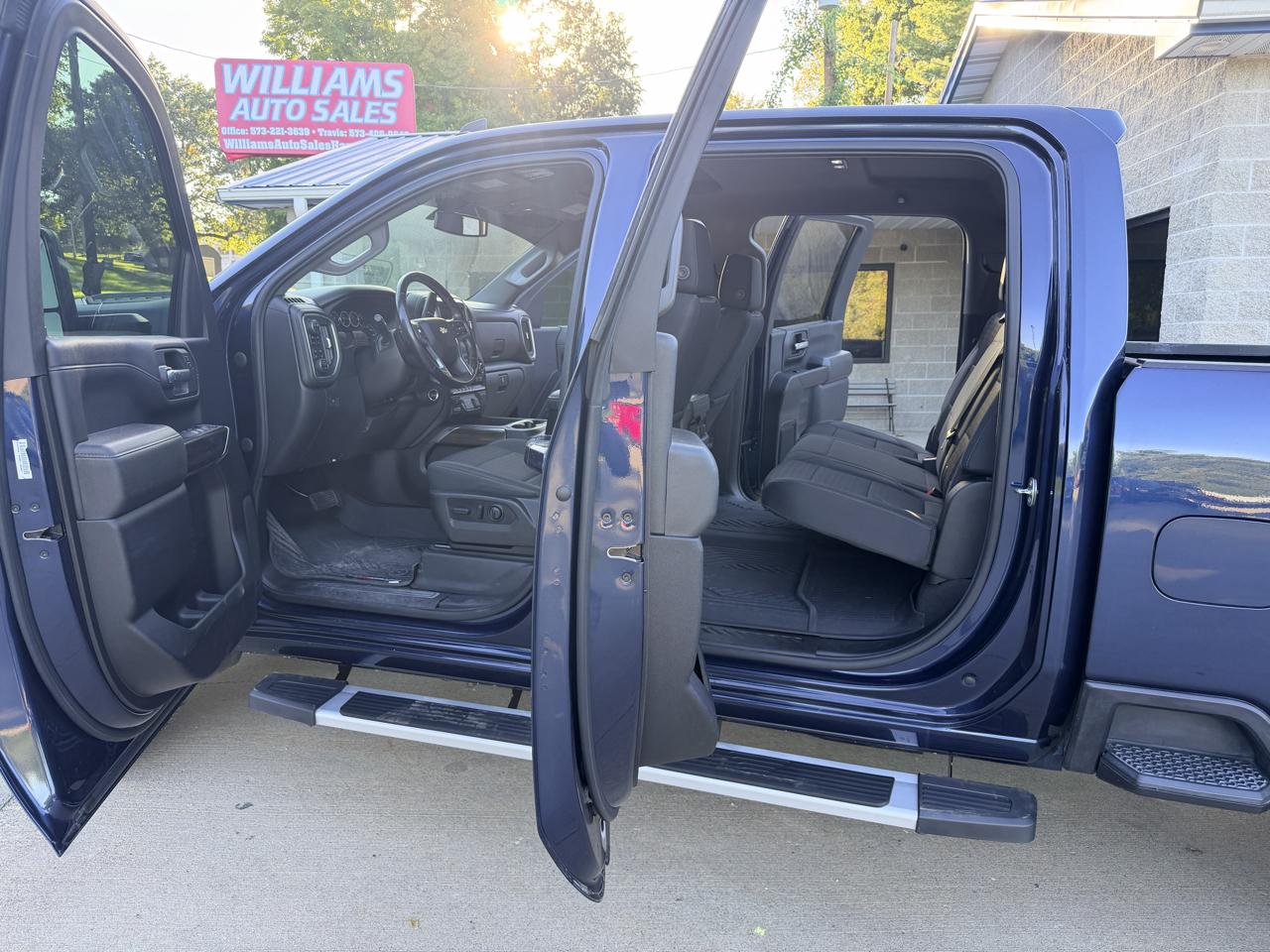Chevrolet Silverado HD photo 7
