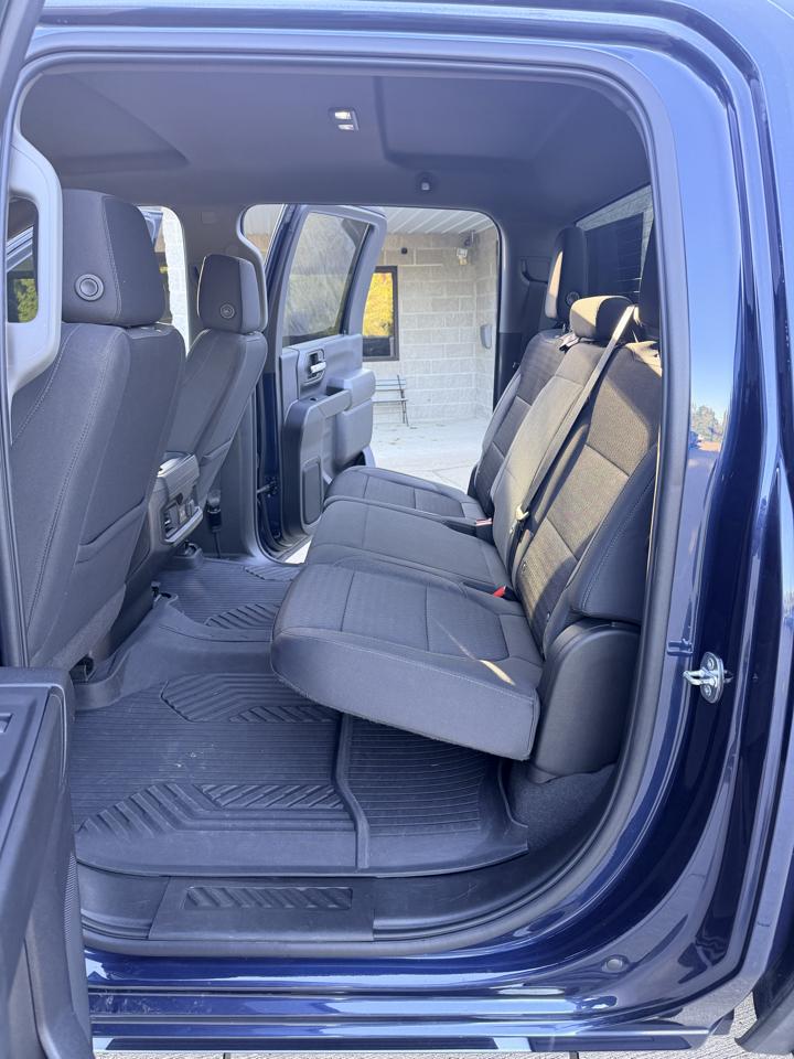 Chevrolet Silverado HD photo 12
