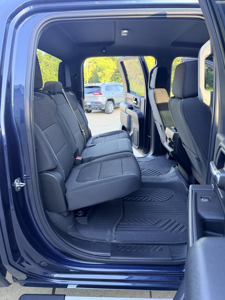 Chevrolet Silverado HD photo 14